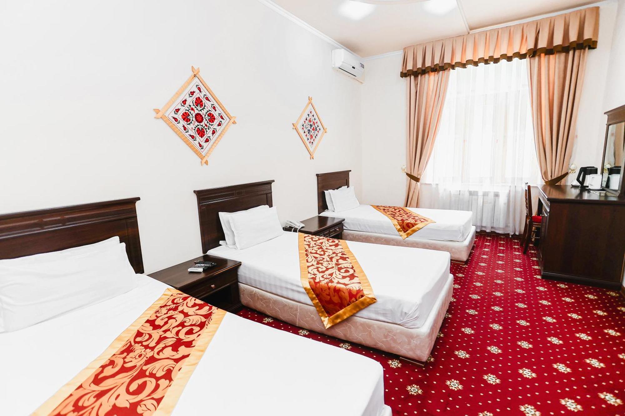Yangi Sharq Hotell Samarkand Exteriör bild