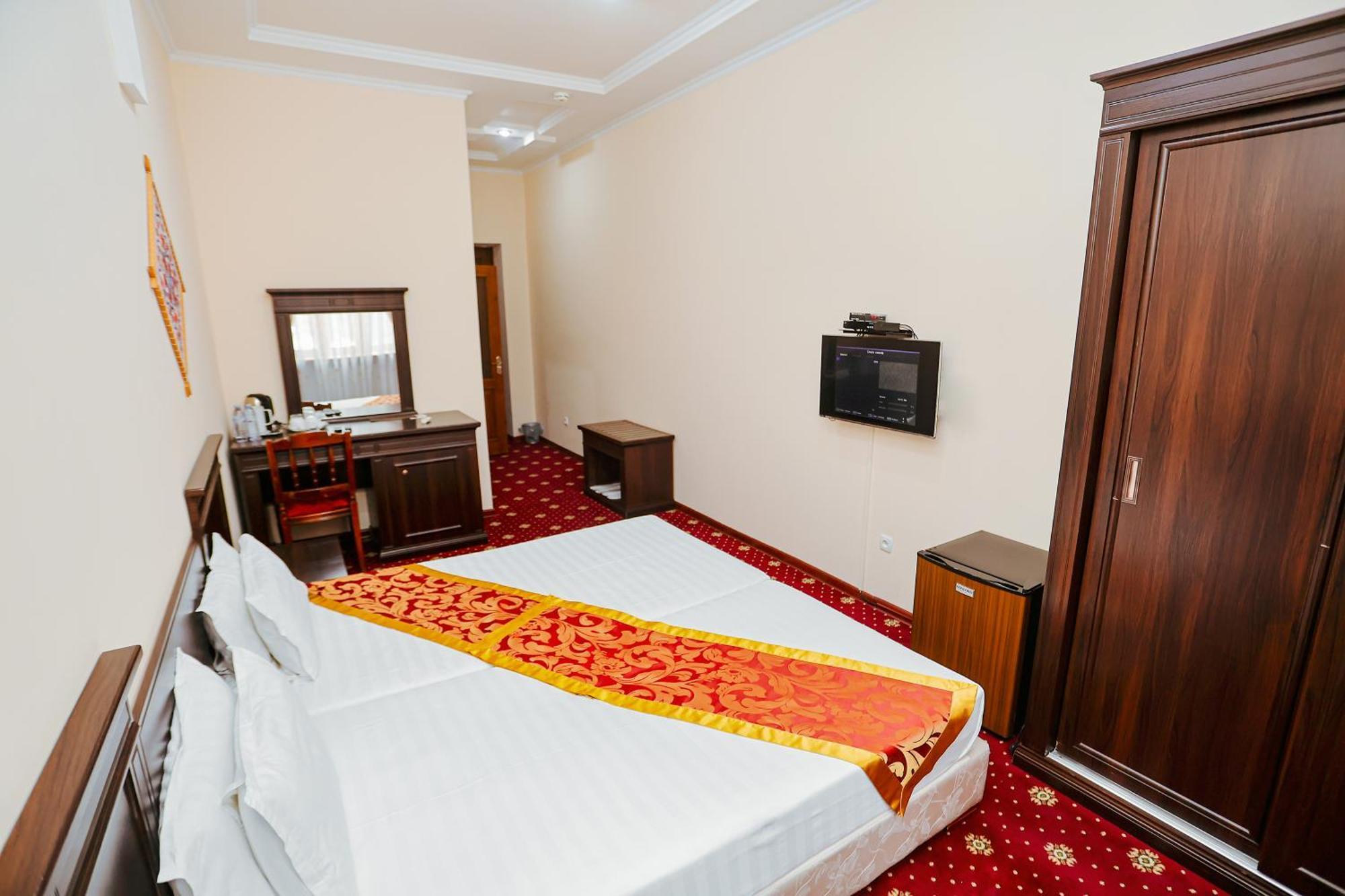 Yangi Sharq Hotell Samarkand Exteriör bild